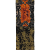 Black skirt,front view