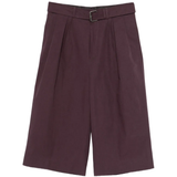 brown pants,front view