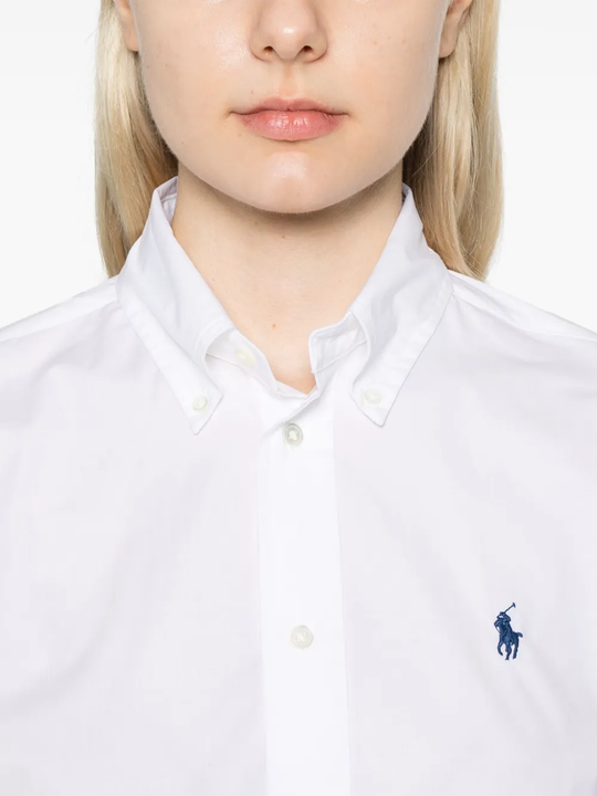 Close up of white shirt,showing texture of the cotton fabric.