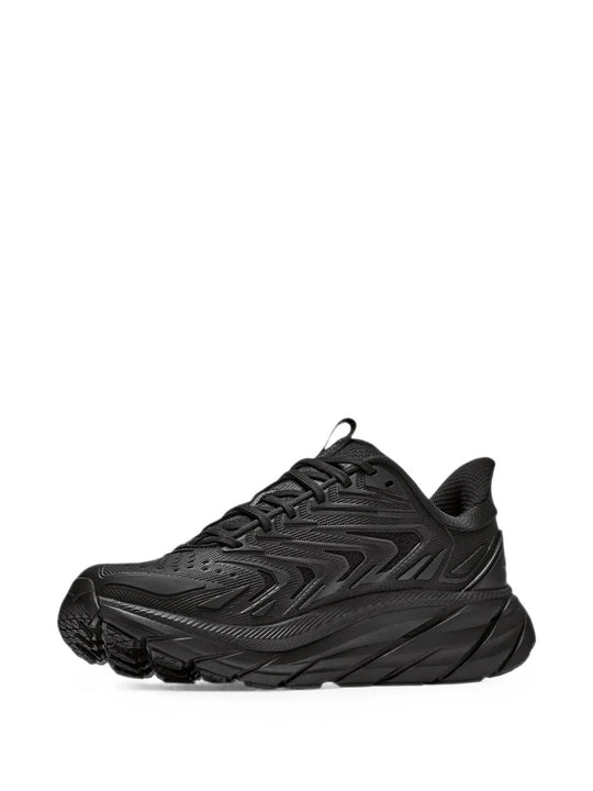 Black shoes, front view