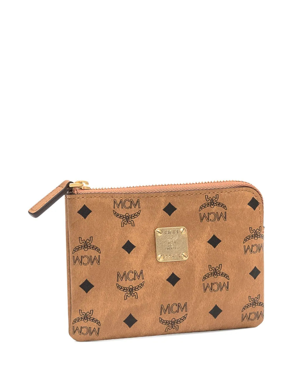 Brown accessories, front view