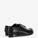 Black shoes, front view