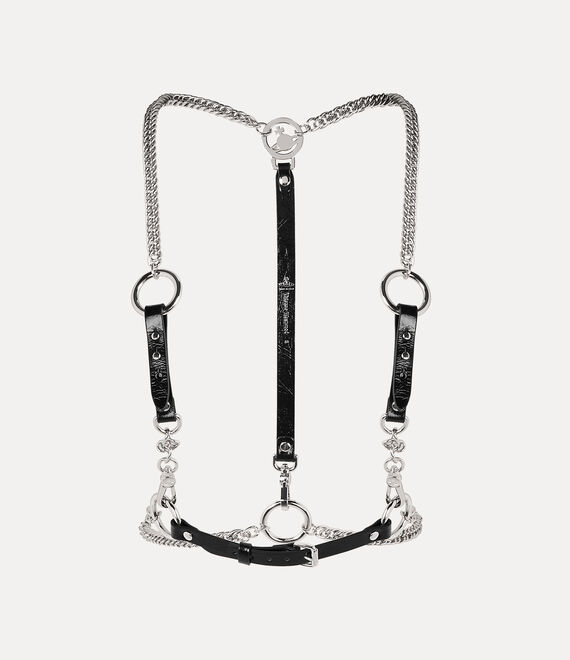 Black accessories, front view
