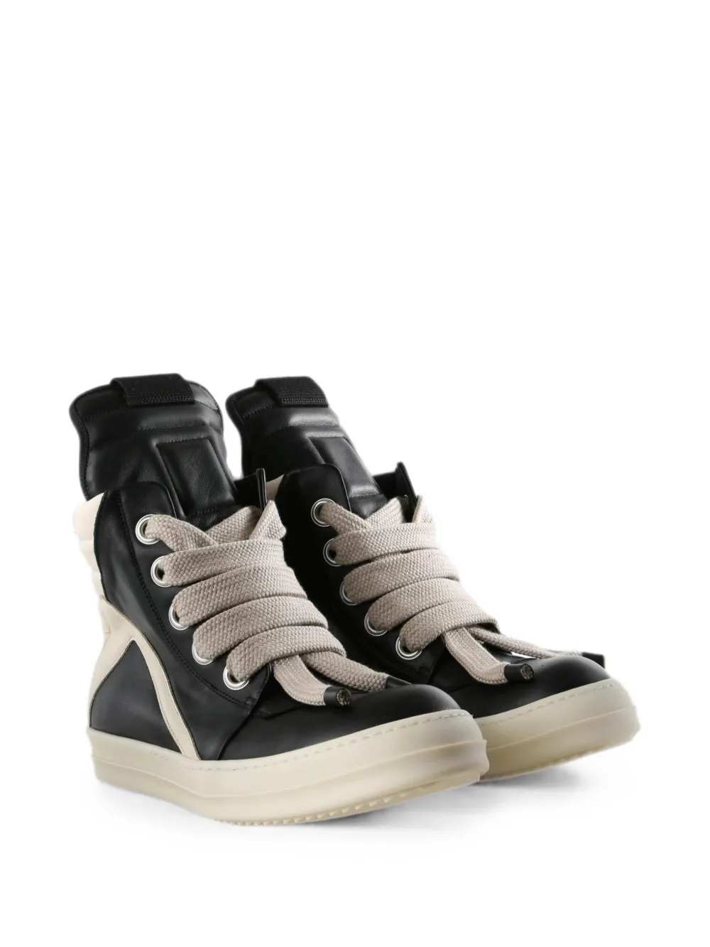 Black shoes, front view