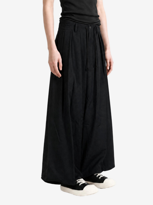 Black pants, full body view
