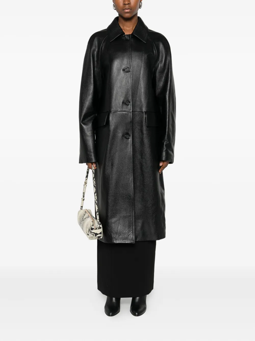 Black coat,full body view