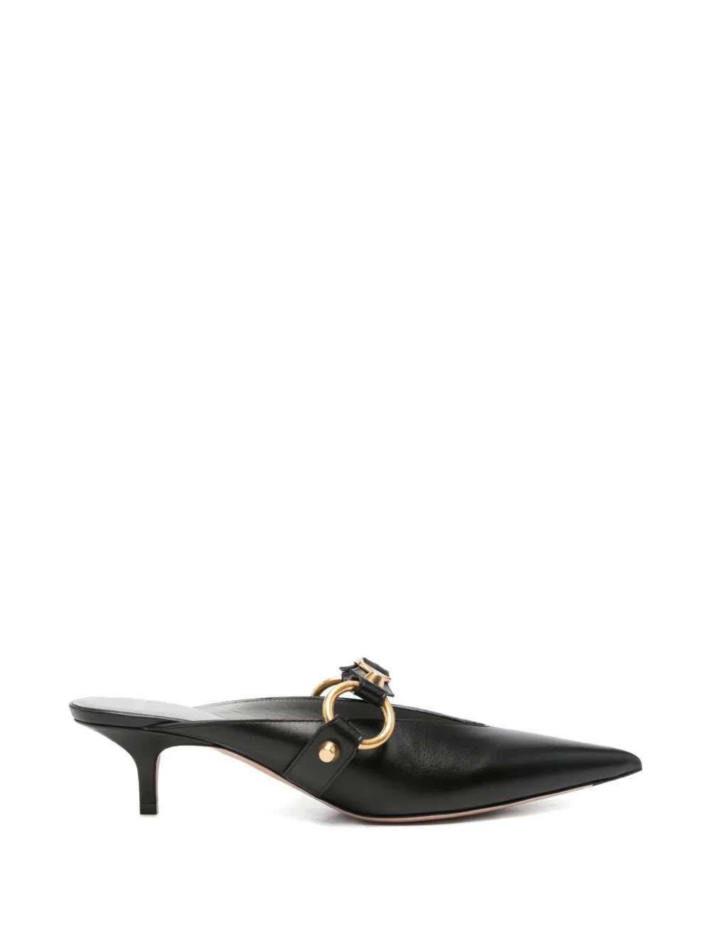 Black shoes, front view