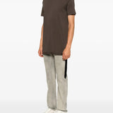 Brown t-shirt, full body view