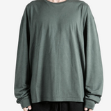Green t-shirt, full body view