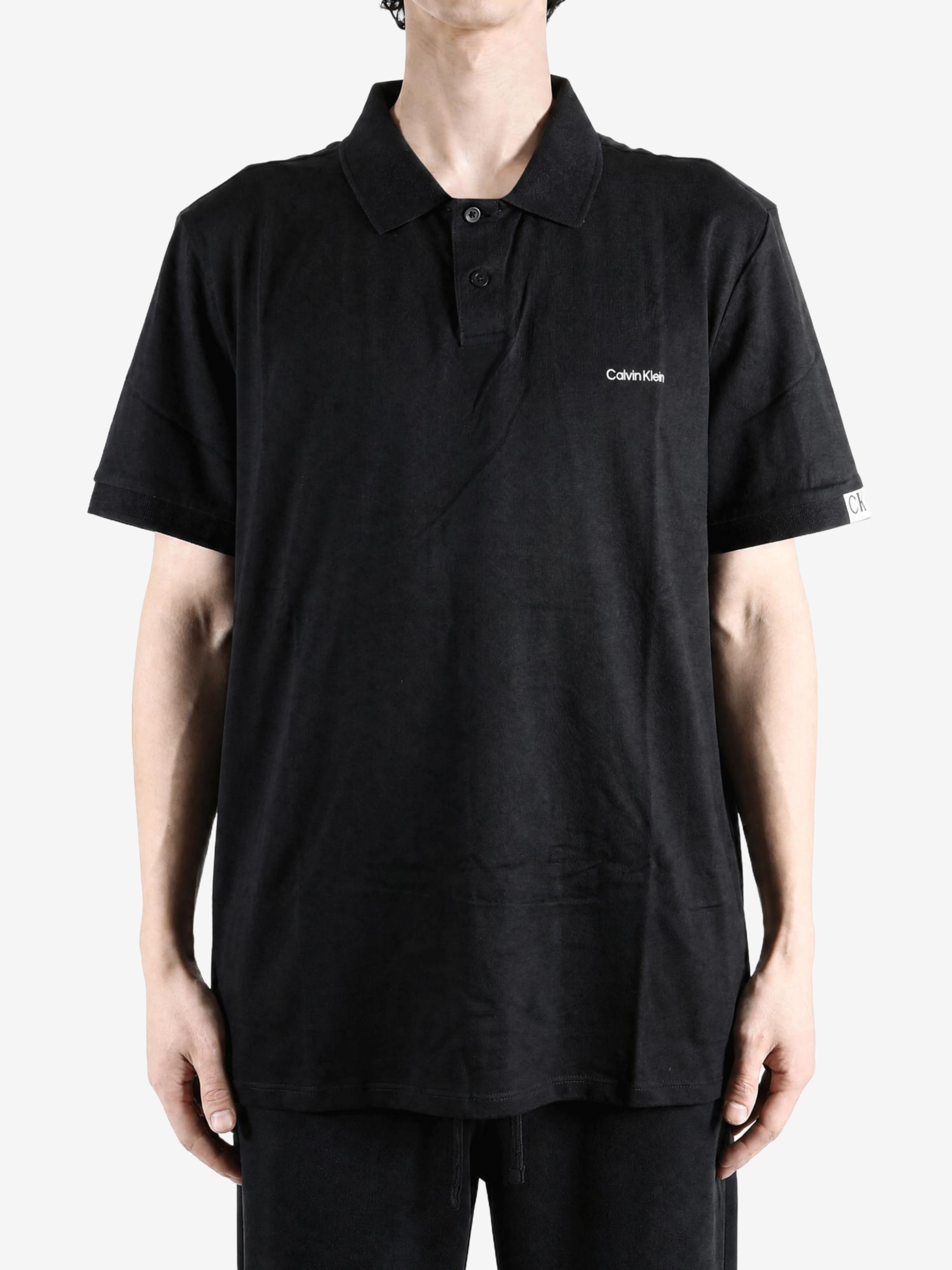 Black shirt, front view