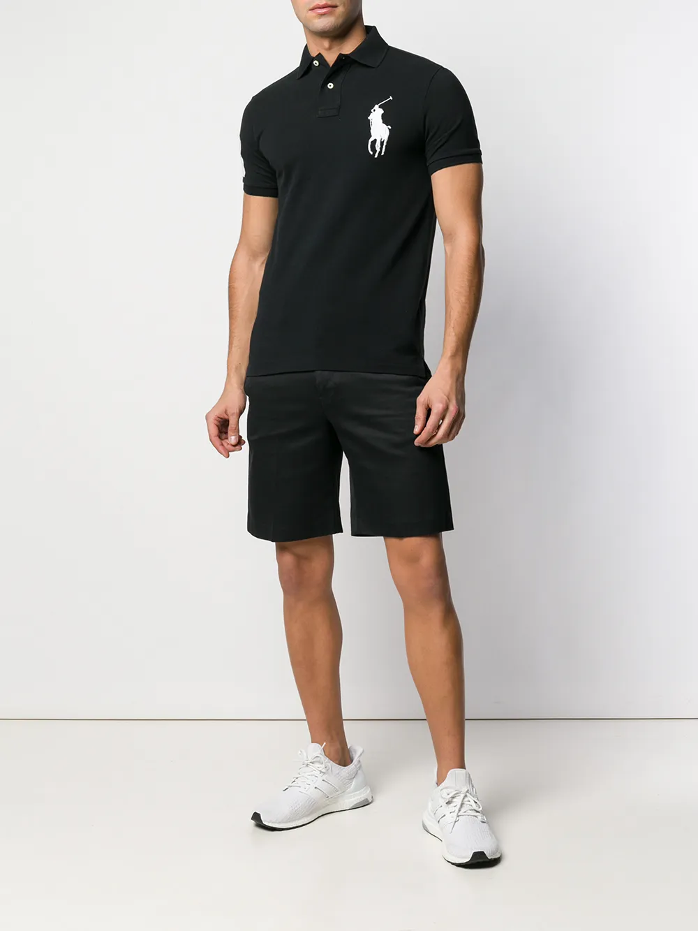 Black shirt, full body view