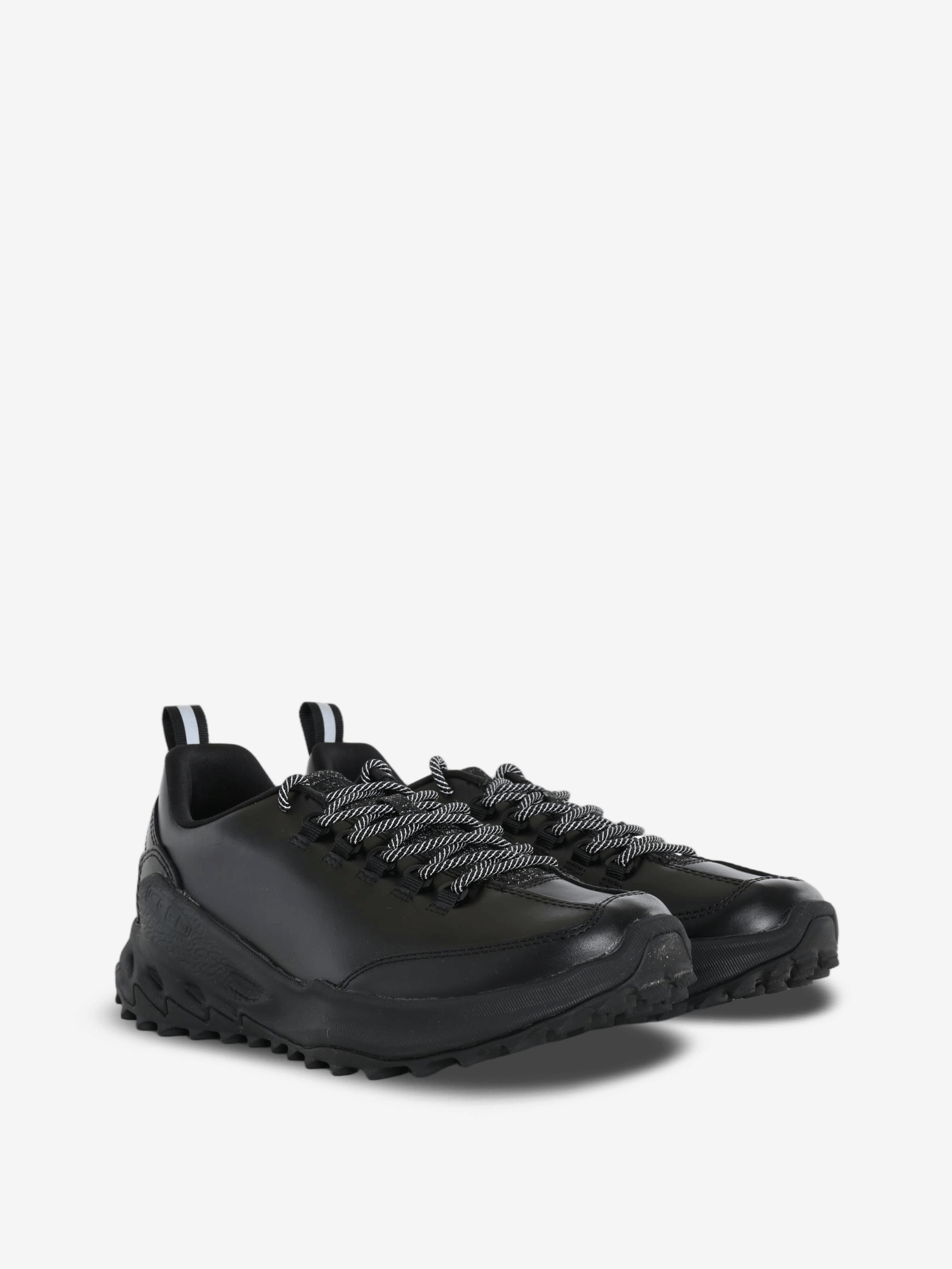 Black shoes, front view