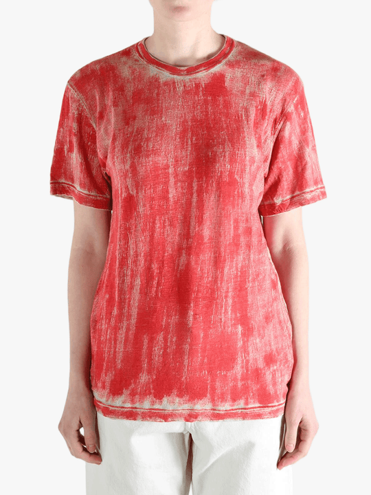 Red t-shirt worn by a person, showing the t-shirt's fit