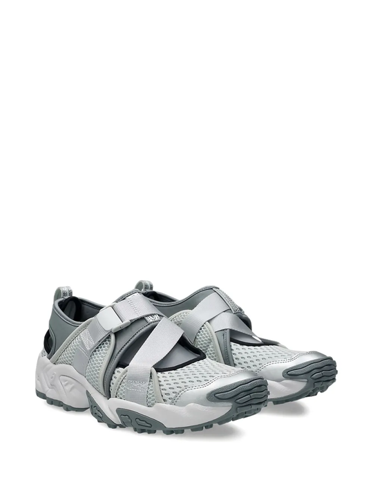 Grey shoes, front view