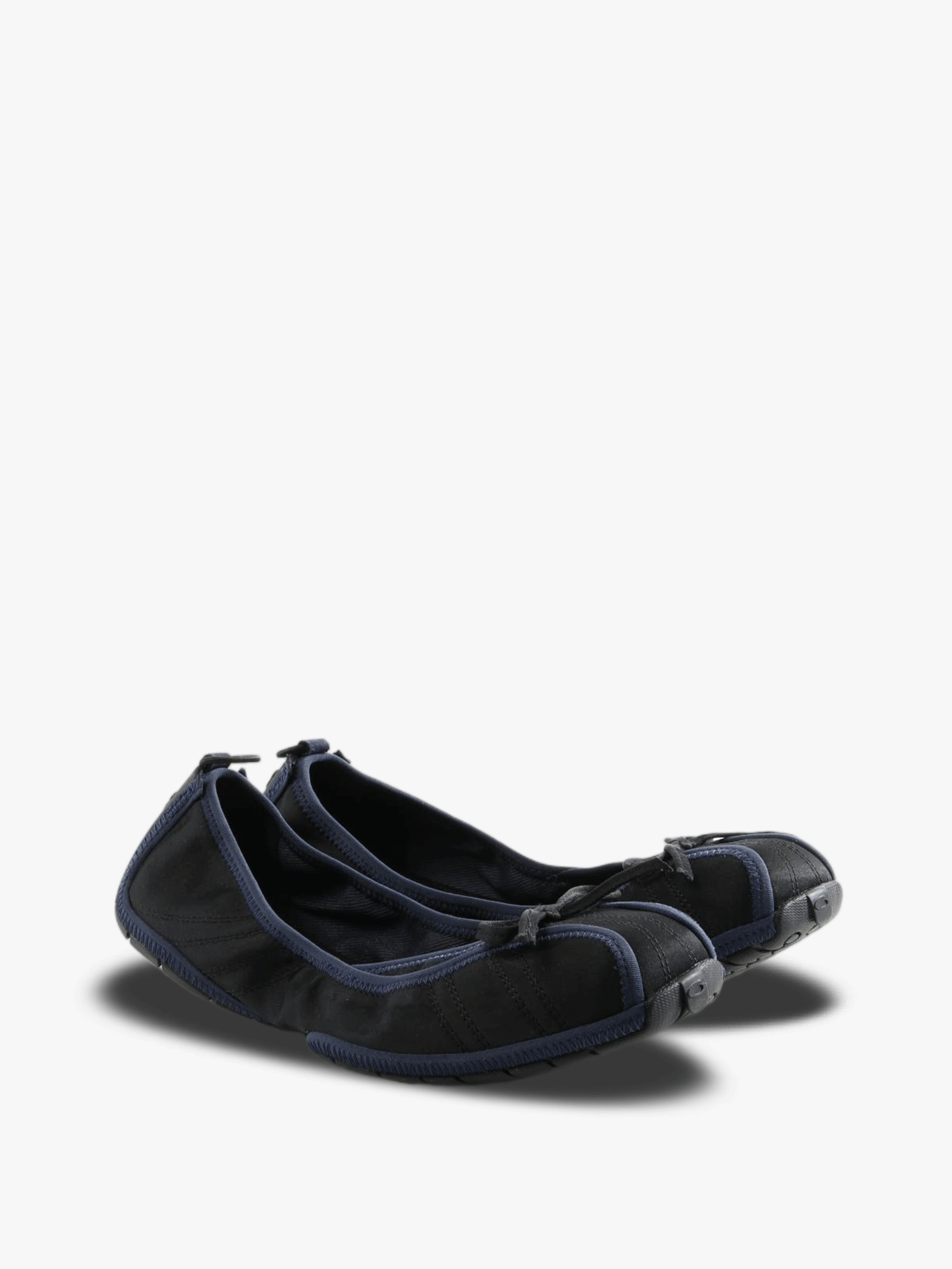 Black flats, front view