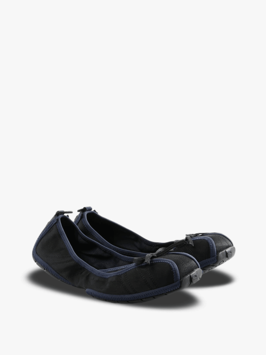 Black flats, front view