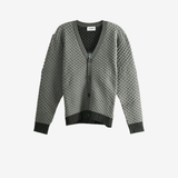 Grey knitwear, front view