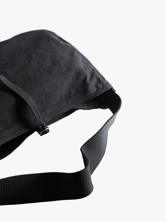 Black bag, front view