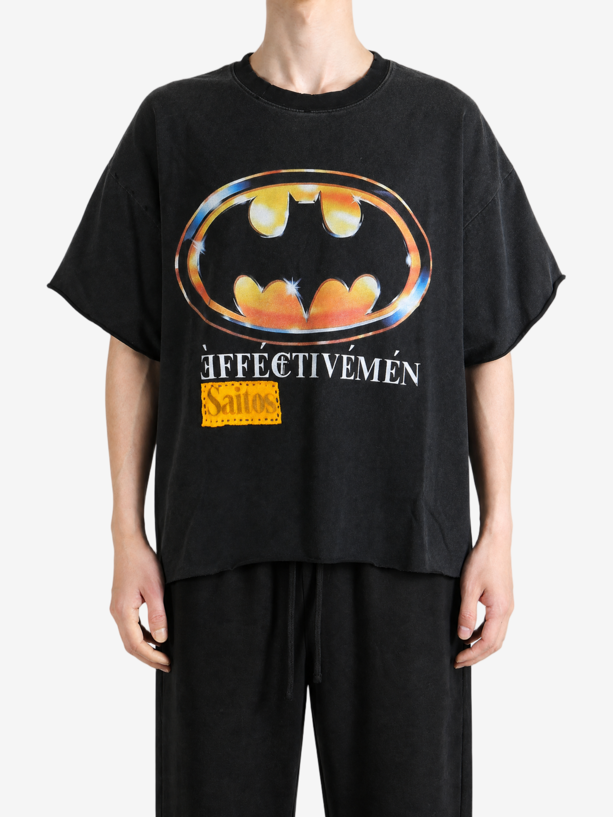 Black t-shirt, full body view