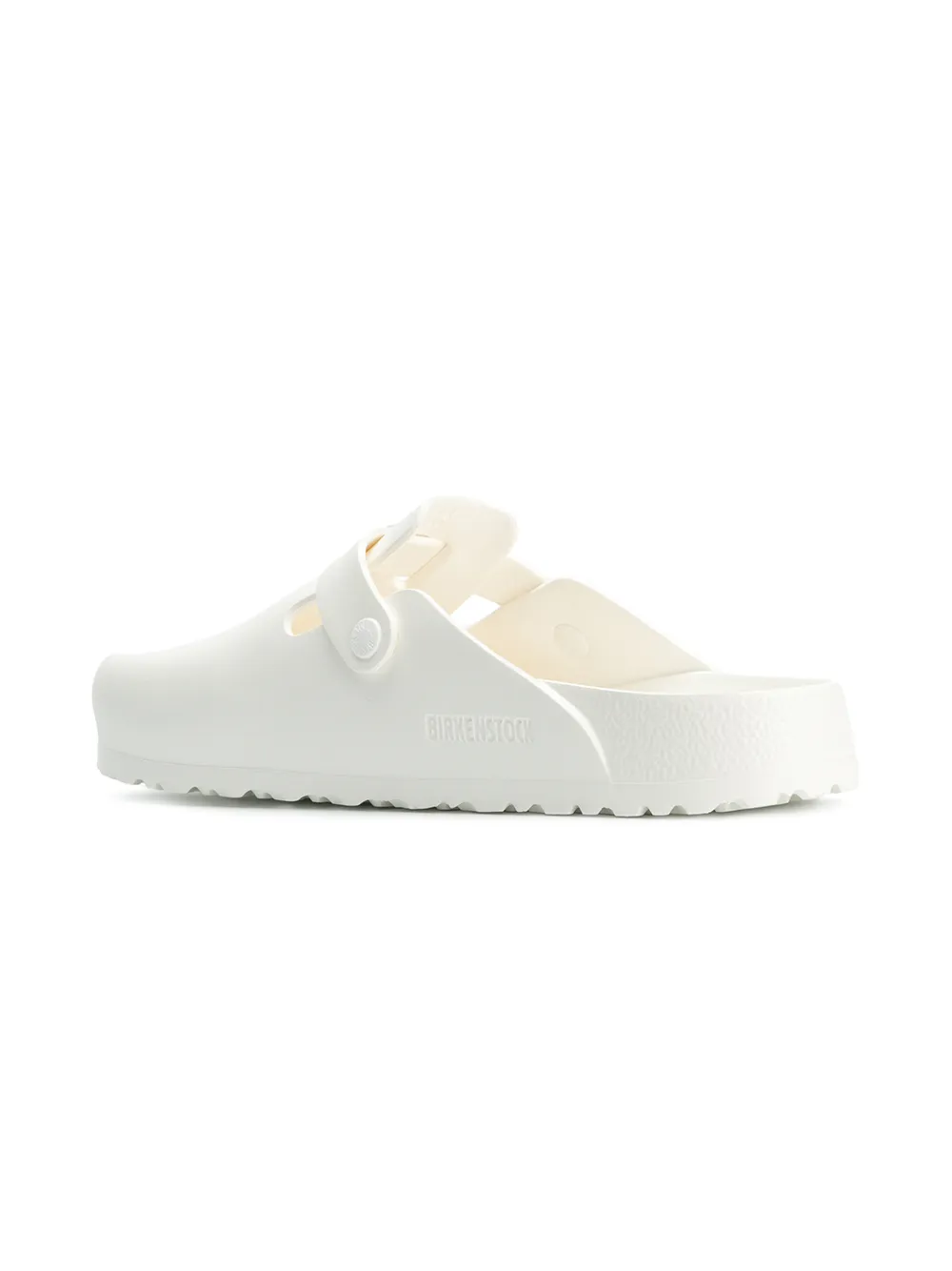 White sandals,back view