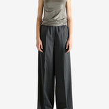 Grey tops,full body view