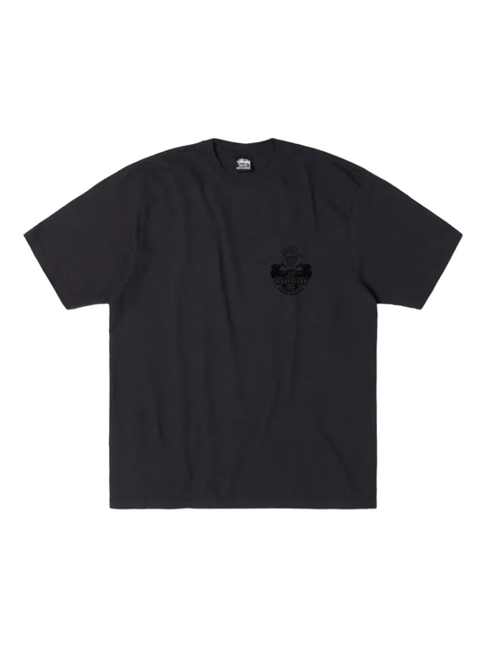 Black t-shirt,front view