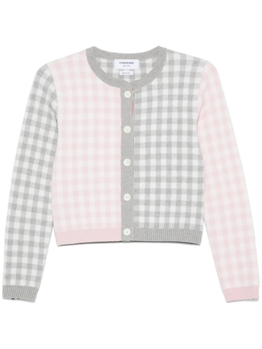 Grey knitwear, front view