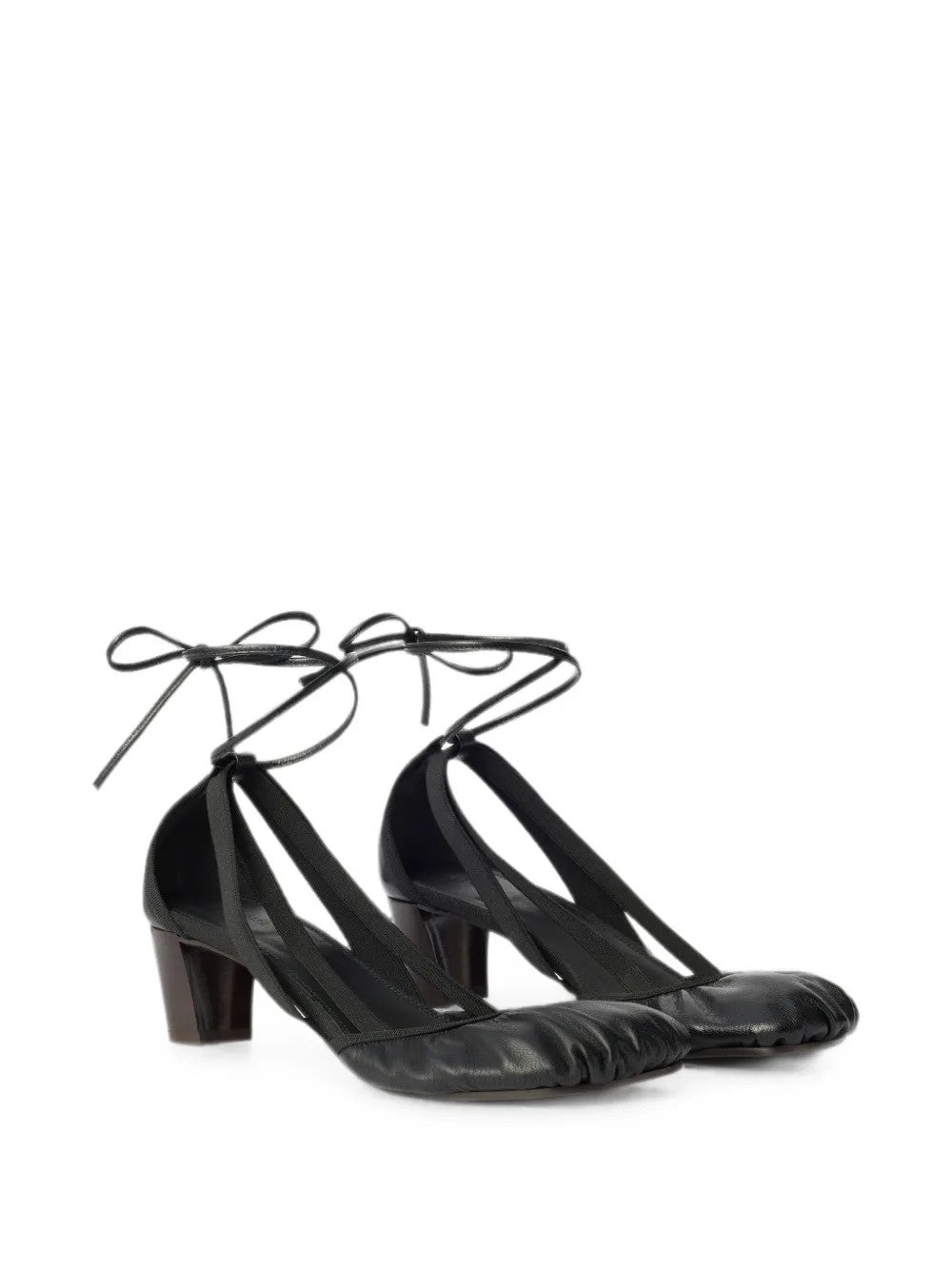 Black shoes, front view