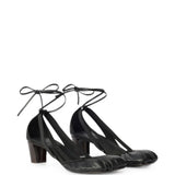 Black shoes, front view