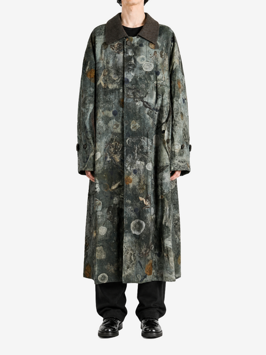 Green jacket, full body view