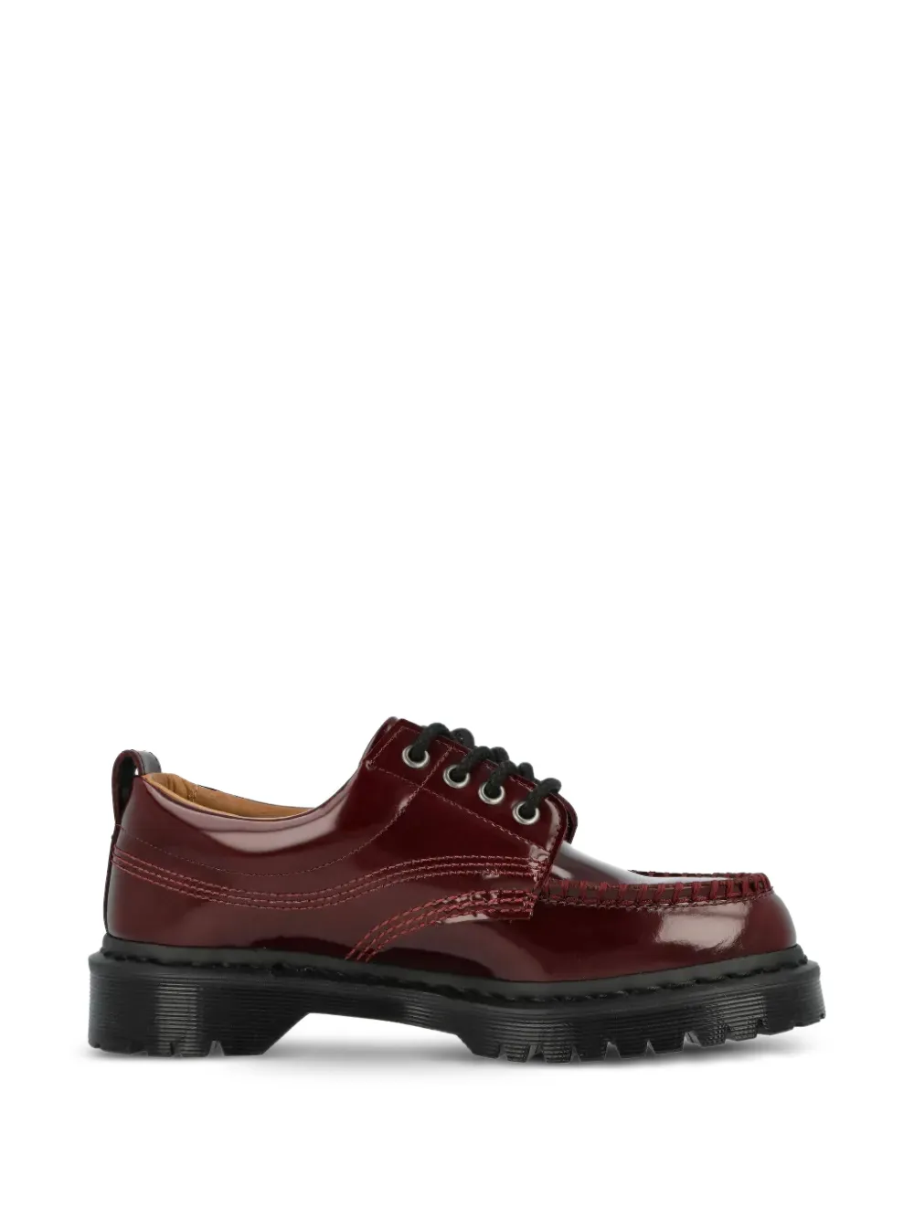 Red shoes, front view