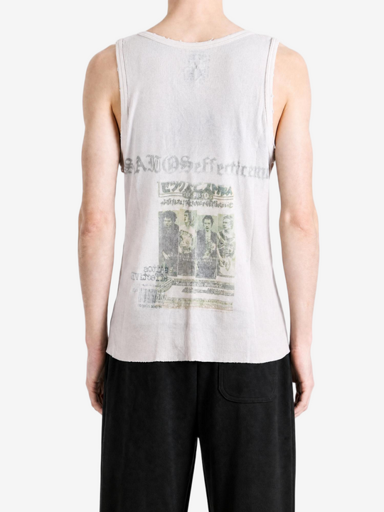 White t-shirt worn by a person, showing the t-shirt fit