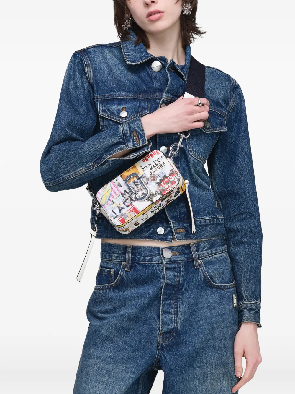 Multi bag worn by a person, showing the bag fit