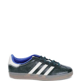 Green shoes, front view