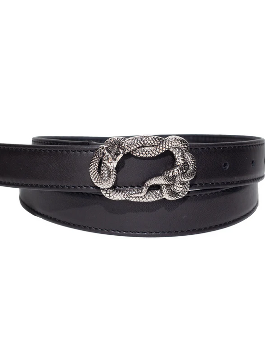 Black accessories, front view
