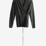 Grey top, front view