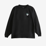 Black shirt, front view