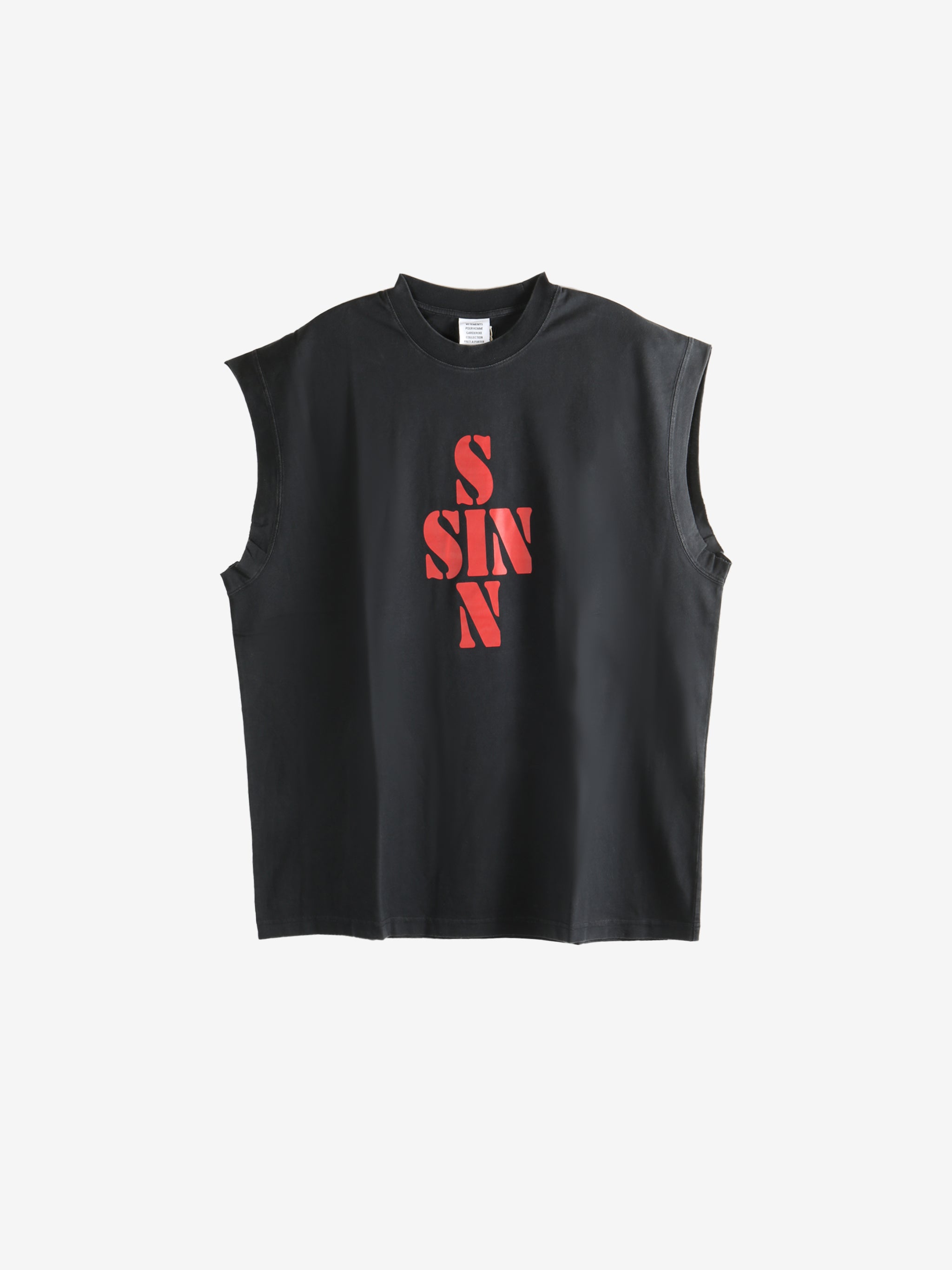 Black shirt, front view