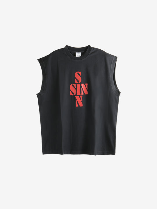 Black shirt, front view