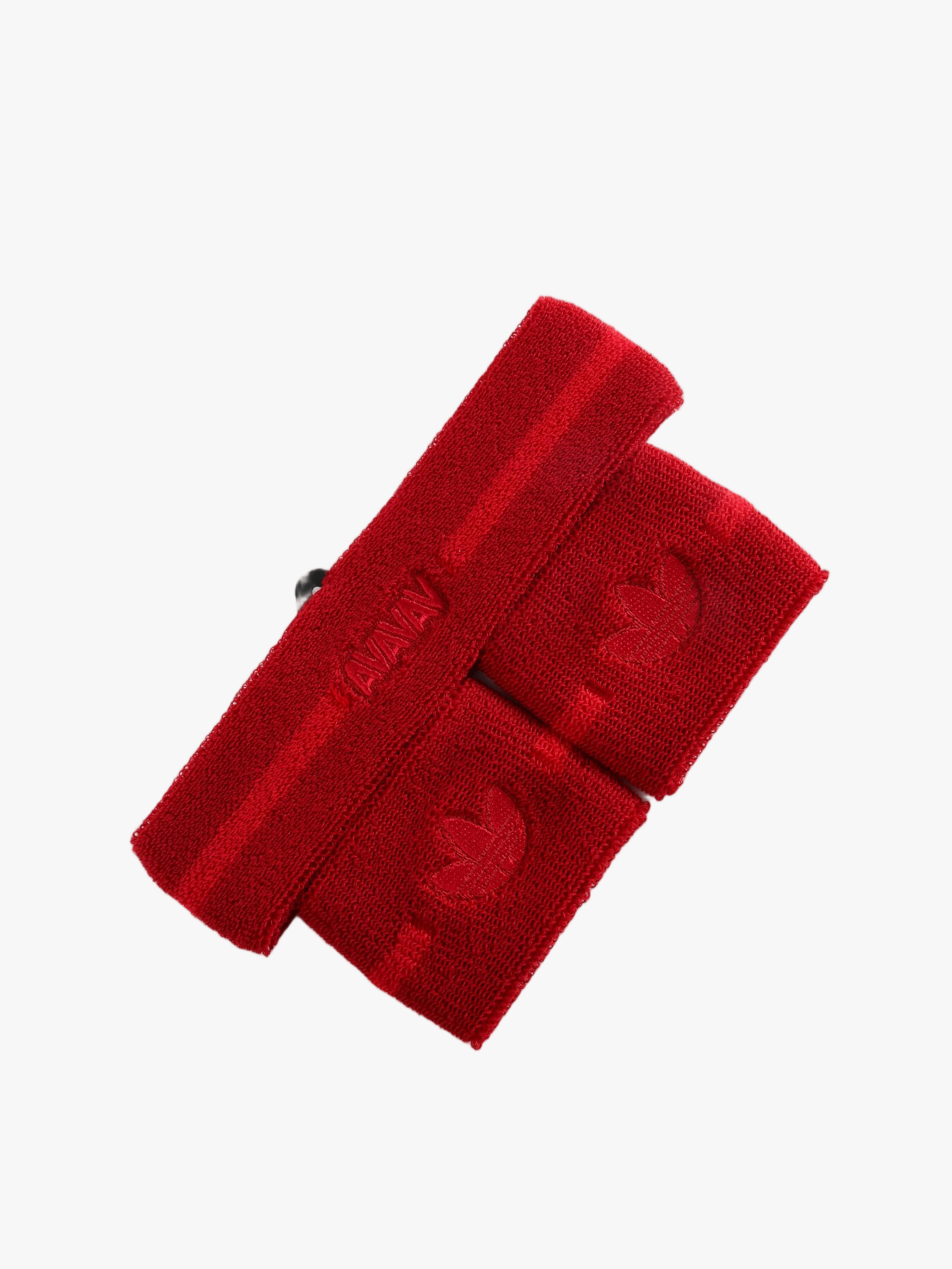 Red accessories, front view