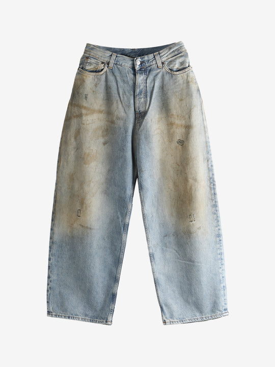 Blue jeans, front view