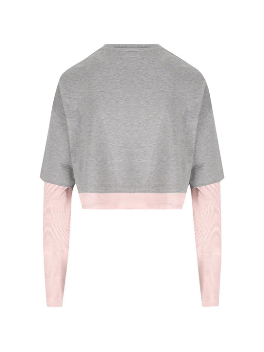 Grey shirt, back view