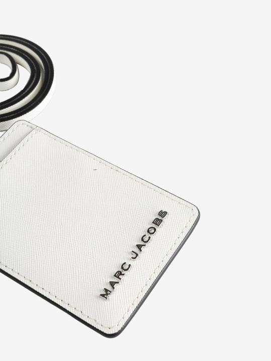 Close up of white lanyard, showing texture of the Polyurethane fabric