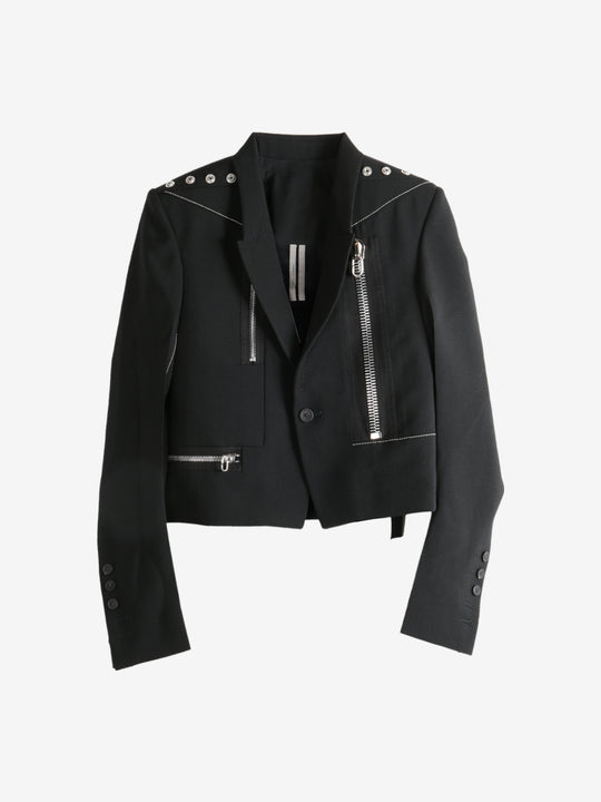 Black jacket, front view