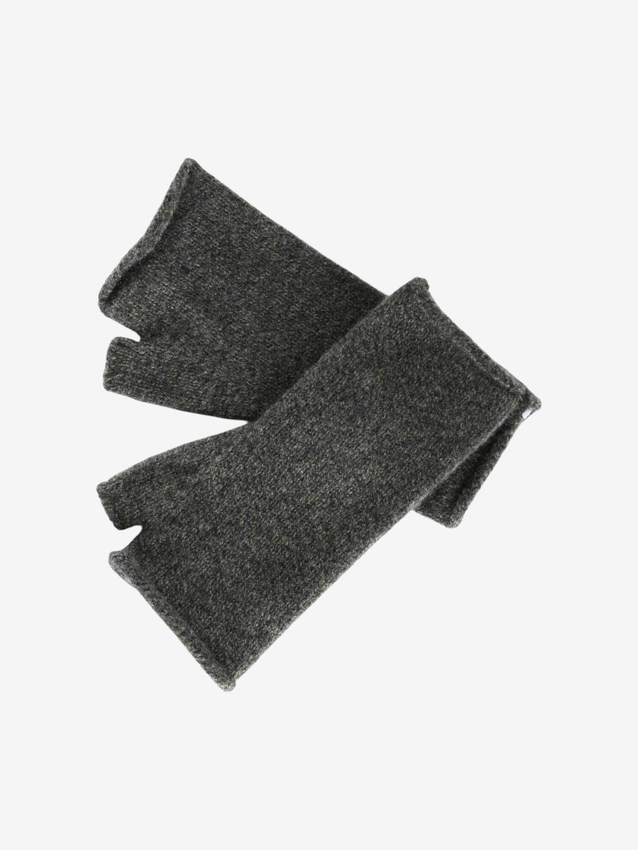 Grey accessories, front view
