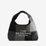 Blalck bag,front view