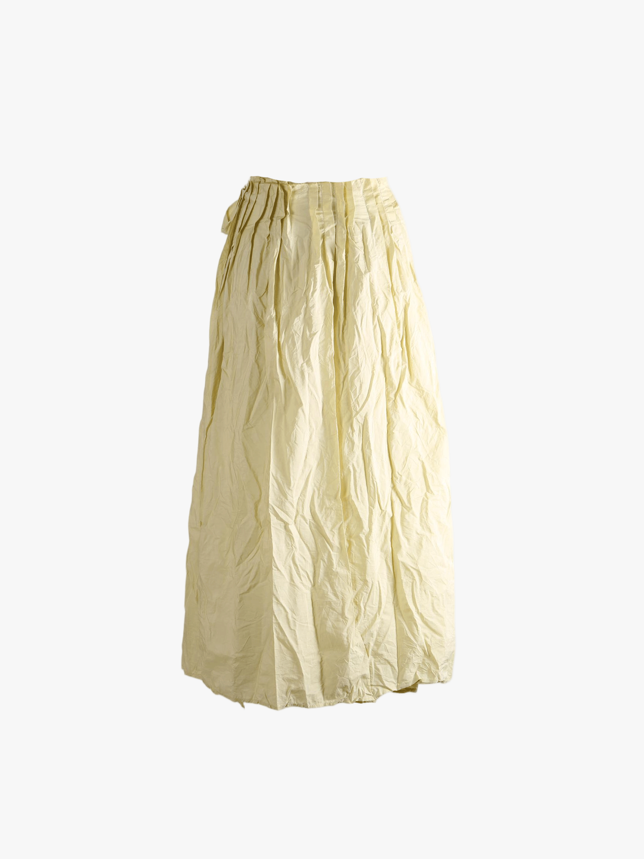 Yellow skirt, front view