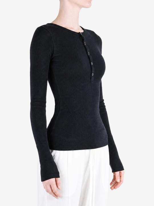 Black shirt, front view