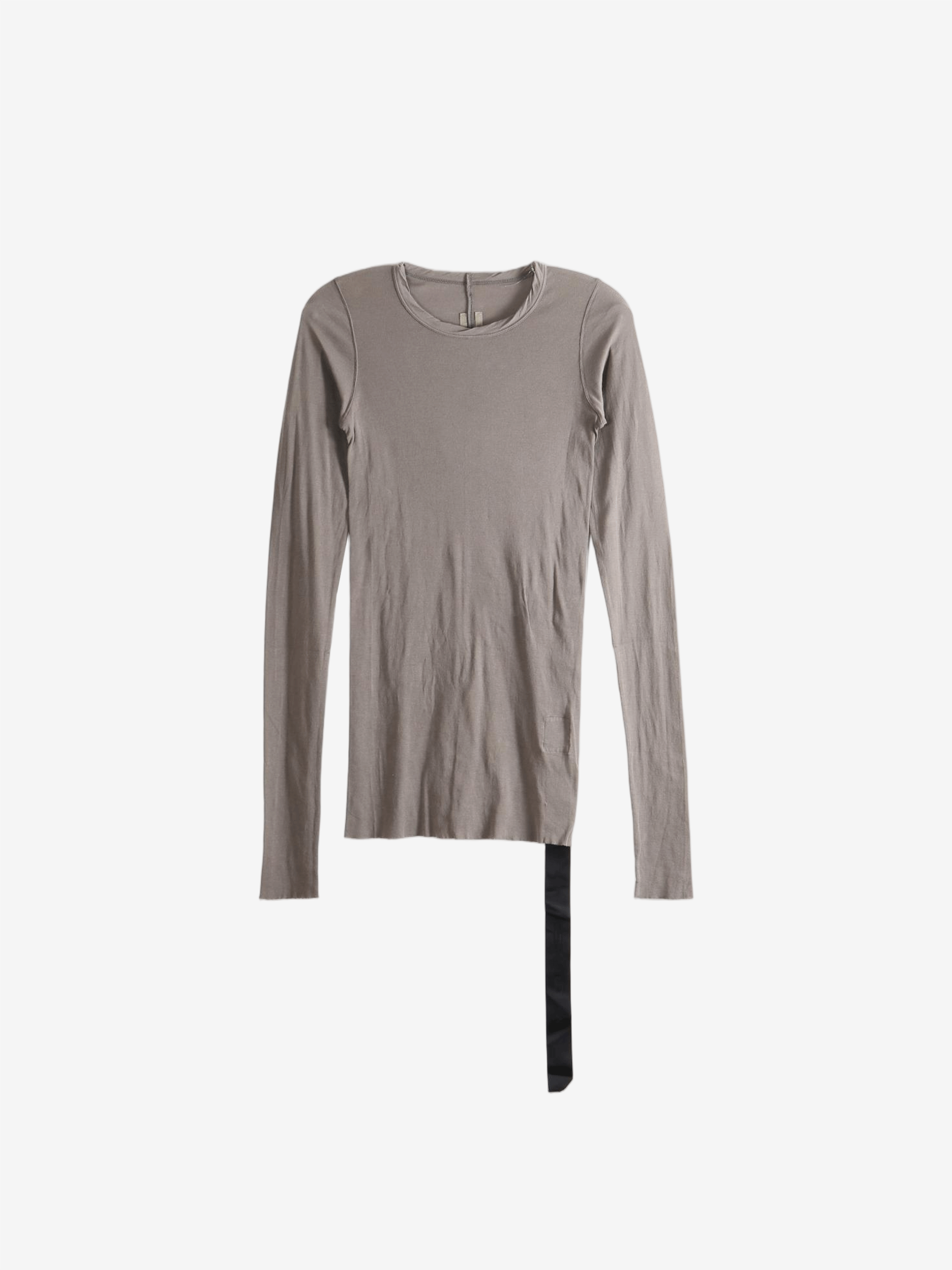 Grey t-shirt, front view