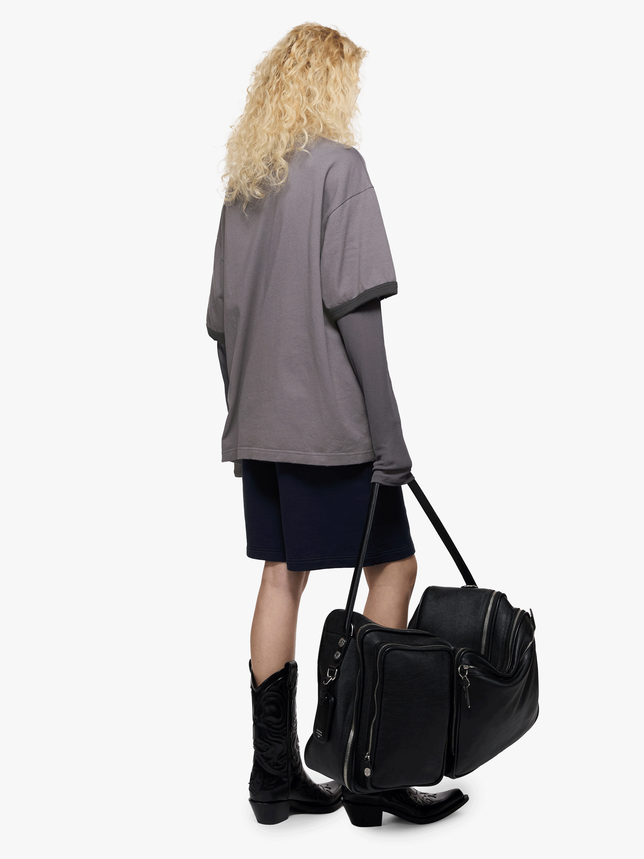Grey t-shirt, full body view